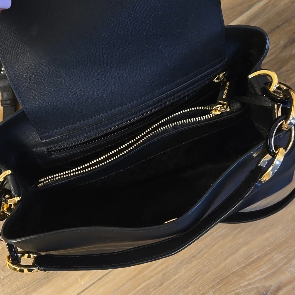 Michael Kors crossbody tote bag black like NEW condition